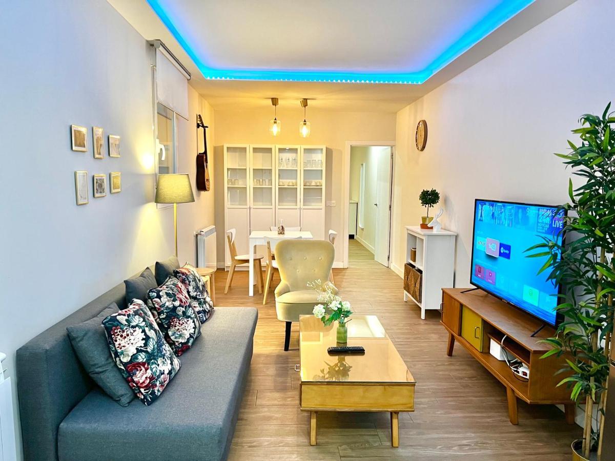 Apartamentos Moncloa Madrid Bagian luar foto