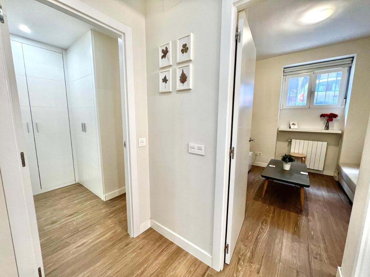 Apartamentos Moncloa Madrid Bagian luar foto