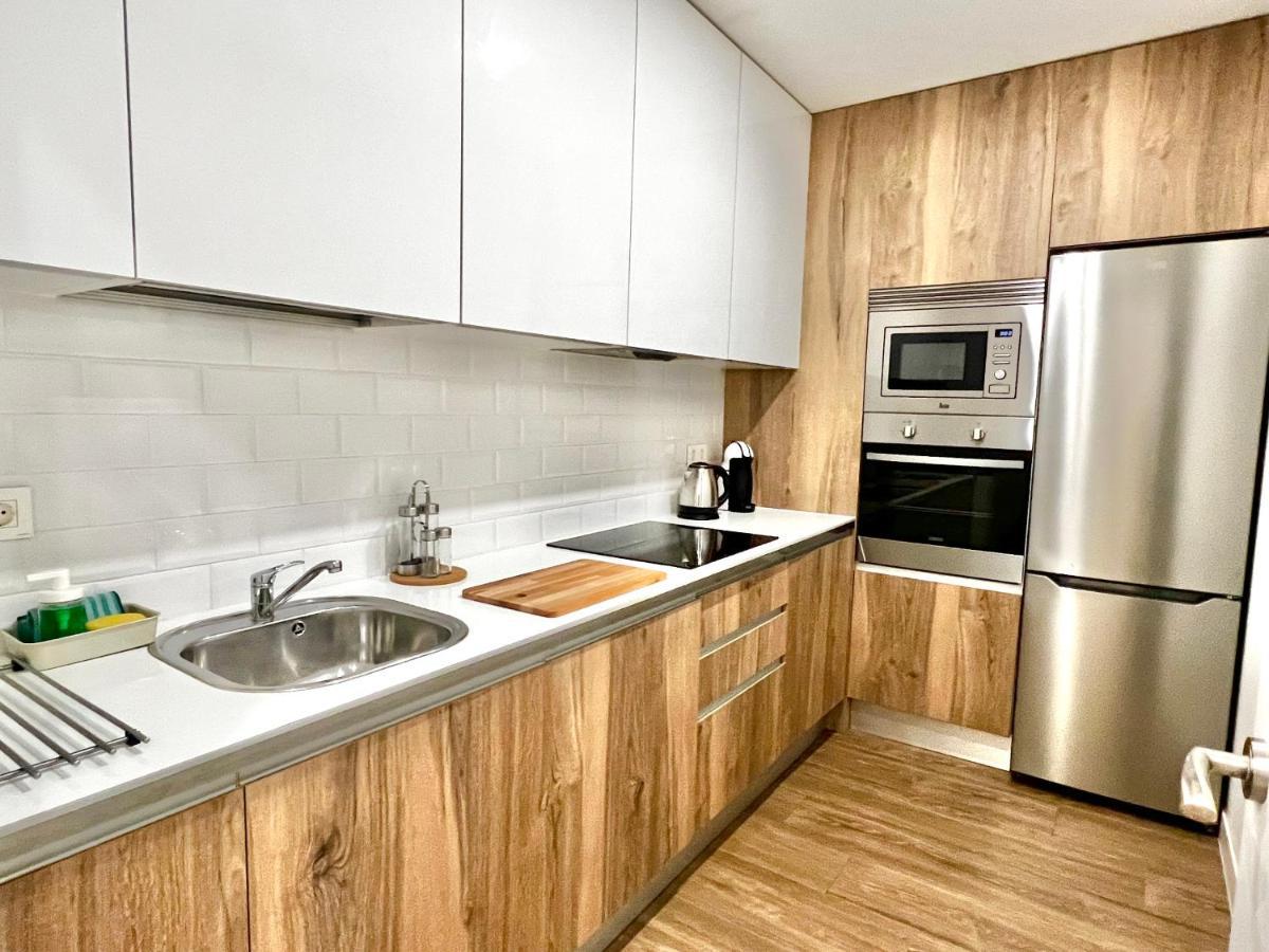 Apartamentos Moncloa Madrid Bagian luar foto