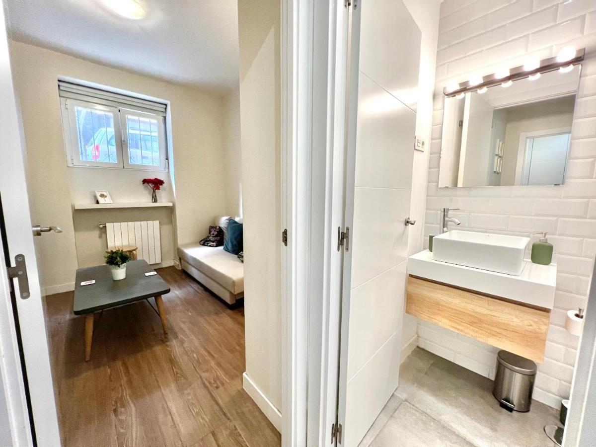 Apartamentos Moncloa Madrid Bagian luar foto