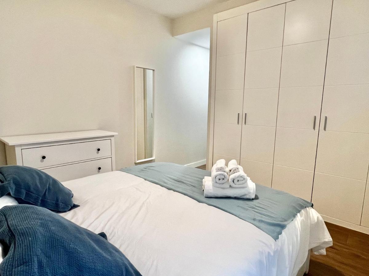 Apartamentos Moncloa Madrid Bagian luar foto